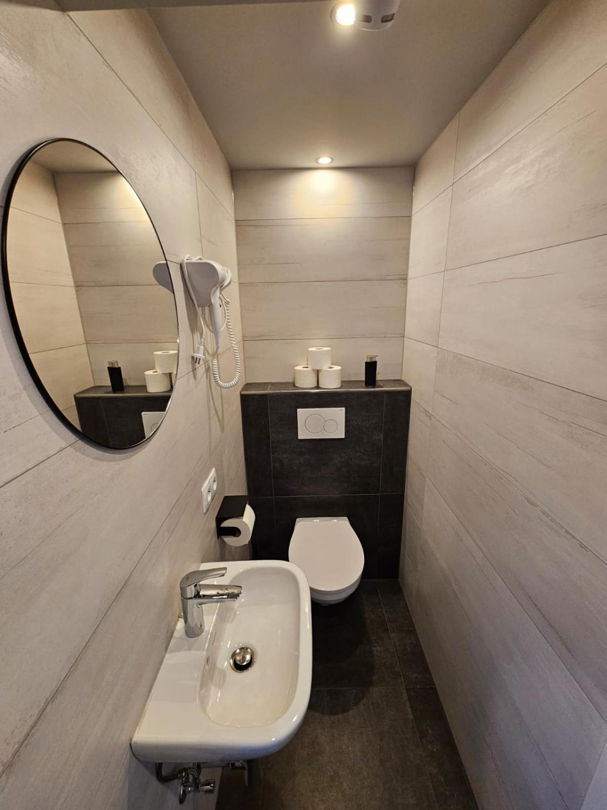 Uebernachtung An Der A2 Apartment บราวน์ชไวก์ ภายนอก รูปภาพ